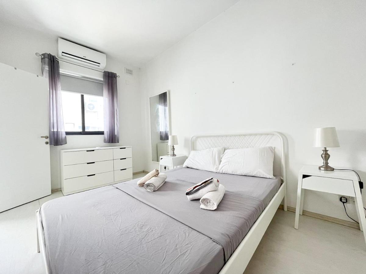 Leon Apartment - Highly Modern Sliema Stay Экстерьер фото